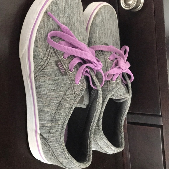 Vans sz 3Y euc - Picture 2 of 6
